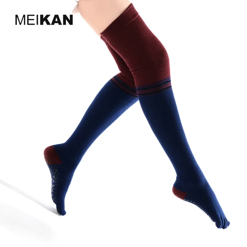 

MEIKAN Four Seasons Long Tube Over The Knee Split Toe Yoga Socks Non-slip Five-finger Sports Stocking Women Dancing Stack Socks