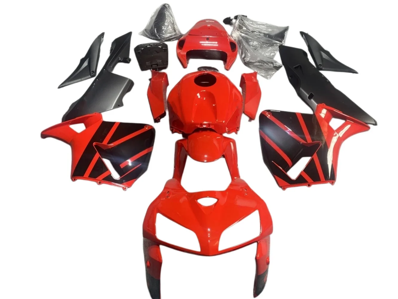 Комплект обтекателей для Honda CBR600RR F5 2005-2006, полный комплект панелей из ABS-пластика (art.: 3920db3979dd2) - 3920db3979dd2