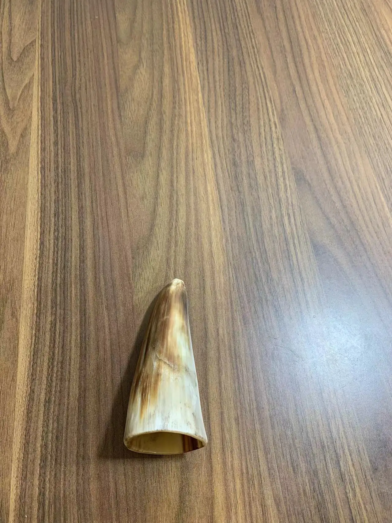 Коричневый Unquie с рисунком натуральный массажный рог яка стоячий цилиндр