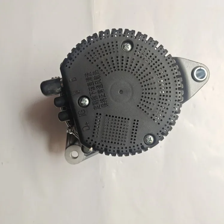 Генератор Dongfanghong Yituo 4105/6105 JFZ2532A оригинальные детали 28V55A1500W высокая мощность два