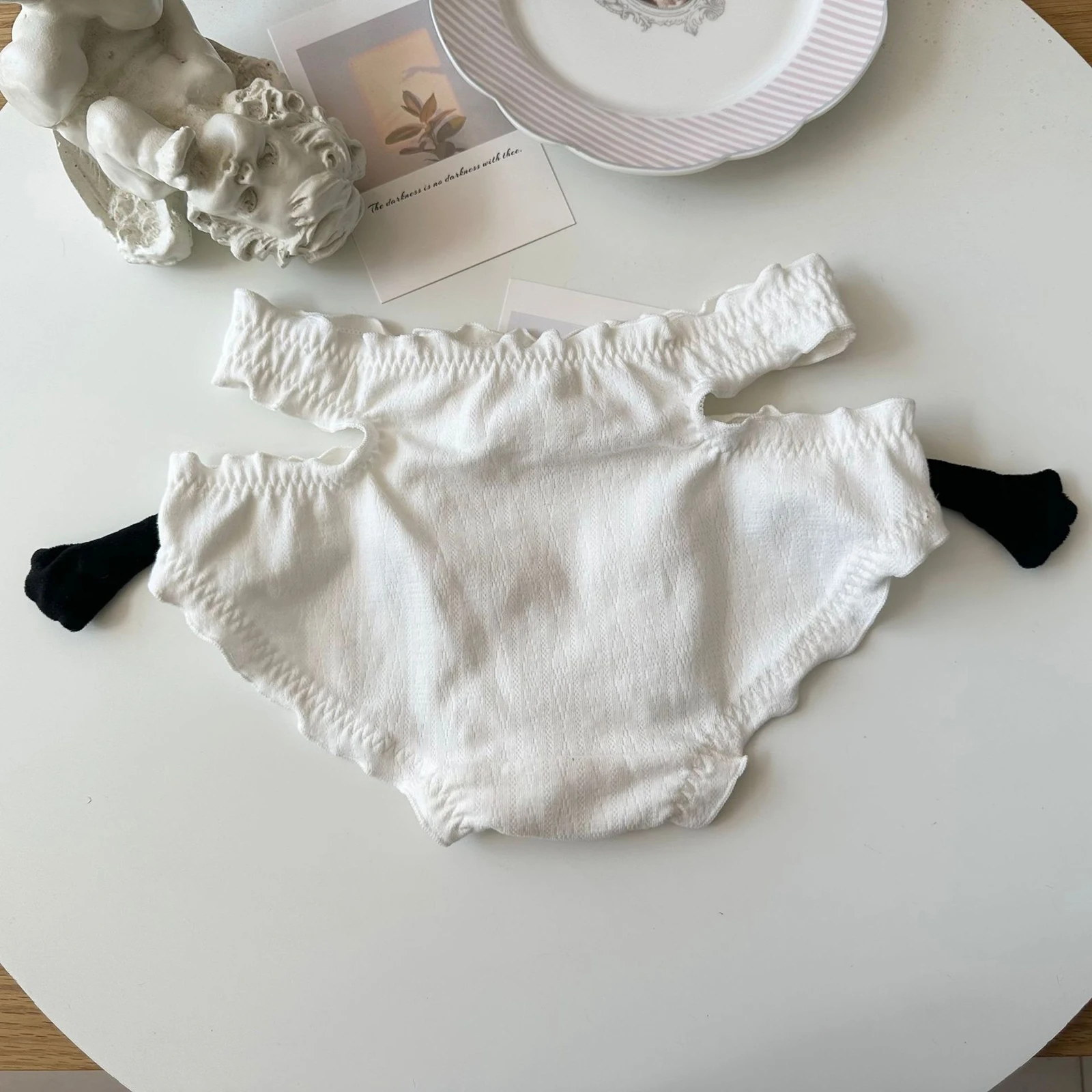 Парные женские трусики с магнитной присоской