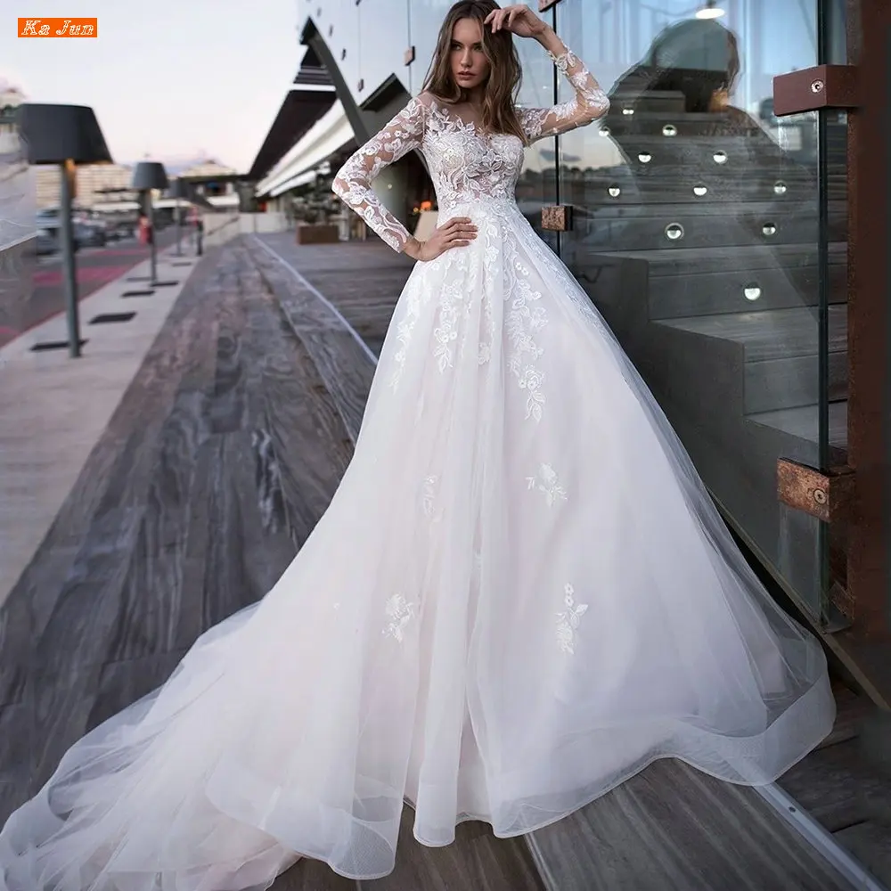 

Graceful Long Sleeves Scoop Neck Lace Appliques Tulle Wedding Dress Vestidos De Noiva Chapel Train Bridal Gown Robe De Mariée