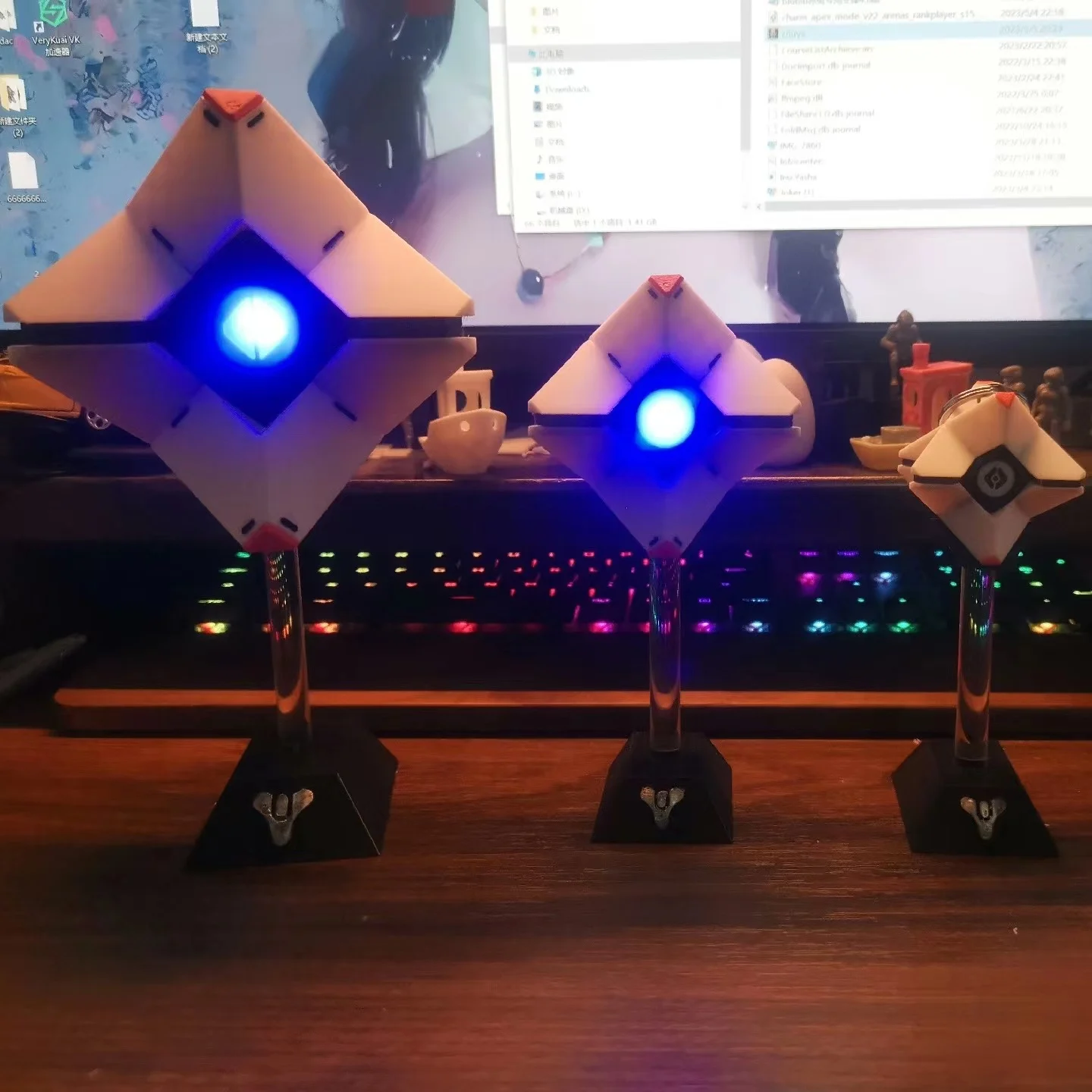 Game Destiny 2 Ghost Shell LED Toy Model Cosplay Collection
