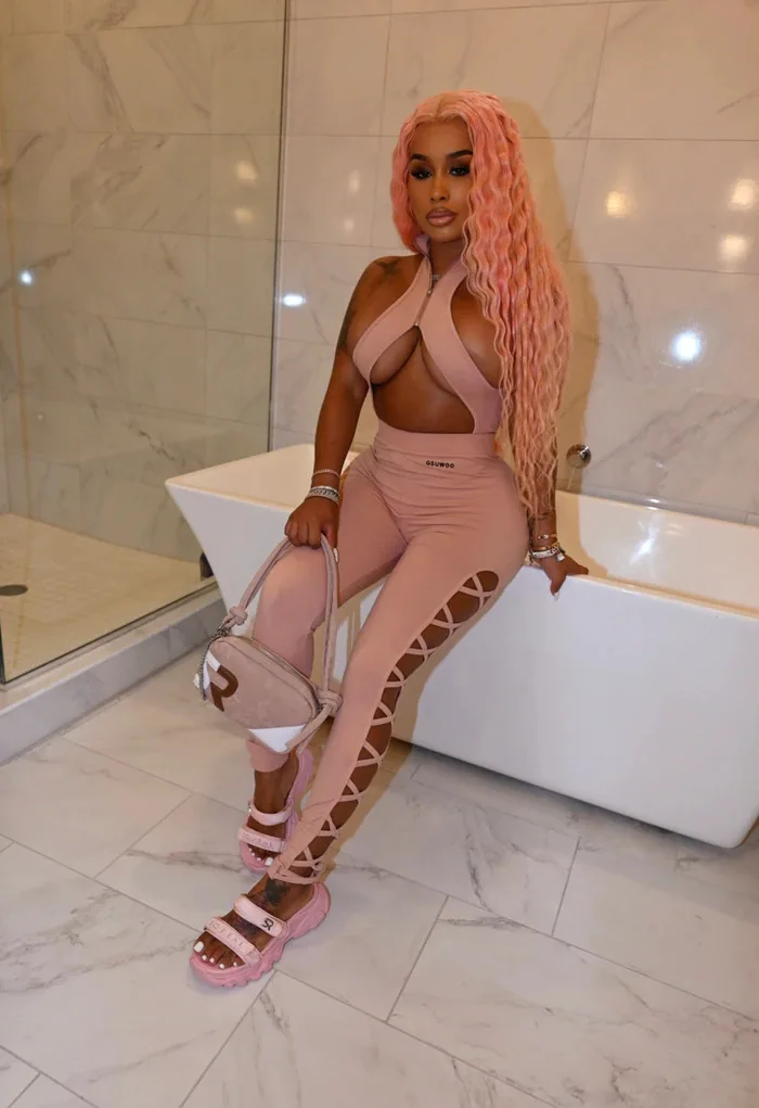 Женское облегающее Боди без рукавов с вырезами на молнии |