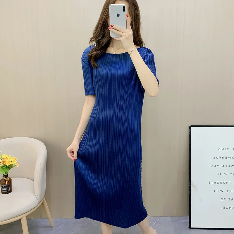 

Dress women's summer 2022 new round neck short sleeve skirt Black