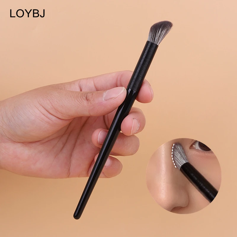 

LOYBJ 1pcs Nose Shadow Brush Angled Contour Makeup Brushes Face Bronzer Nose Silhouette Eyeshadow Cosmetic Blending Make Up Tool