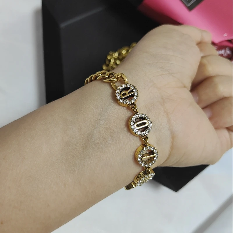 

Стразы, браслет для женщин с буквой D, новое ожерелье, браслет с буквами, индивидуальные креативные модные украшения, подарки на вечеринку и ...