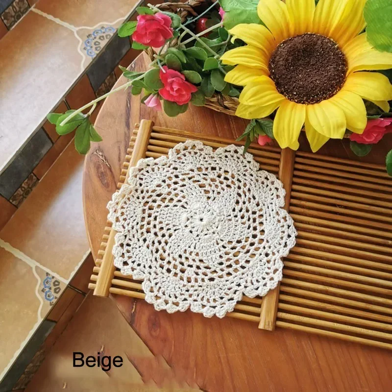 

Кружевная хлопковая подставка для чашки White Flower