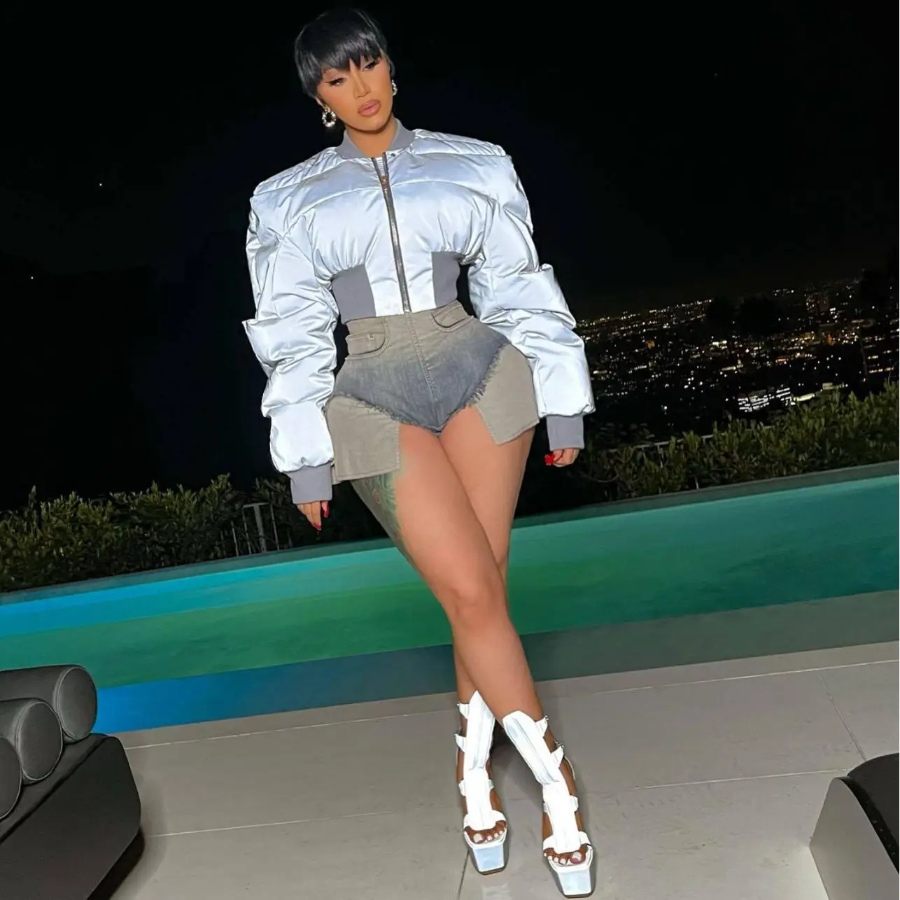 Рисунок 3 - Модные отражающие стеганые зимние пальто для женщин