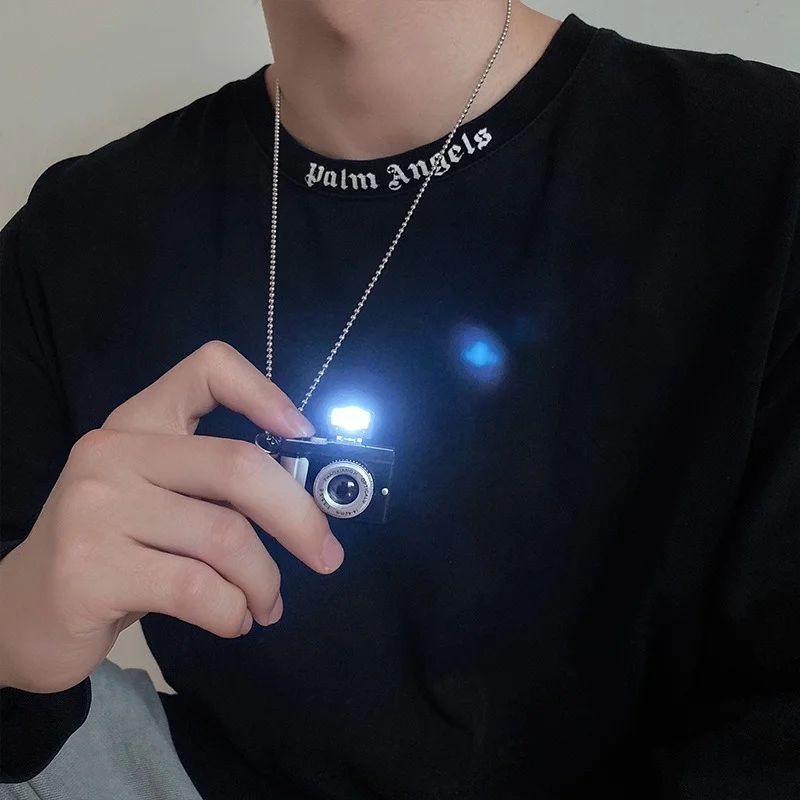 

Flash small camera Necklace fashionable couple pendant hip hop jump Di sweater accessories gift