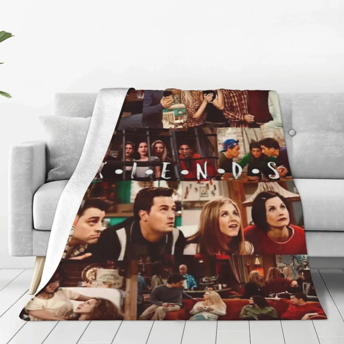 

Friends TV Show Blanket Central Perk Flannel Throw Blankets Bedding Couch Portable Lightweight Bedsprea