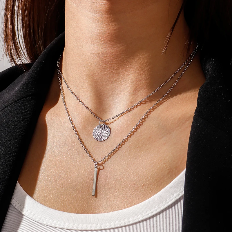 

Punk Pendant Sequins Stick Necklace for Men Women Fashion Multilayer Clavicle Choker Necklace Party Jewelry Accessories