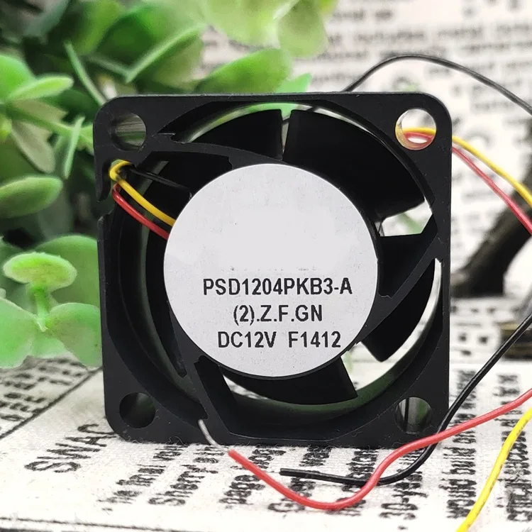 Совершенно новый оригинальный конденсаторный охлаждающий вентилятор 4020 12 в 1 8 Вт