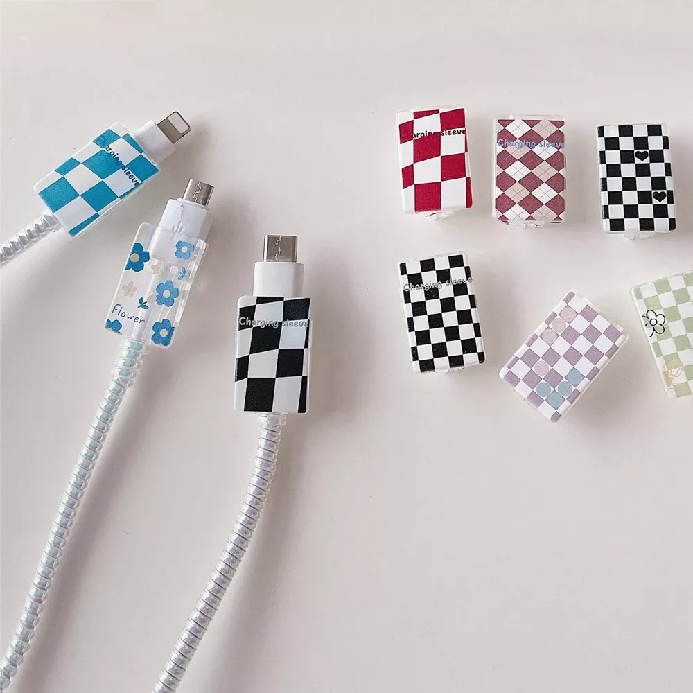 

Протектор кабеля, милый шахматный защитный кабель для зарядного устройства, органайзер для iPhone, Универсальная линия передачи данных, устро...