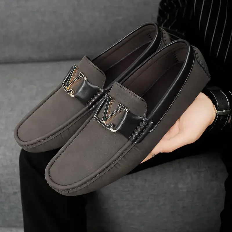 

Новинка 2023, мужские кожаные туфли, повседневные универсальные слипоны на мягкой подошве, Мужская обувь для вождения, кожаные туфли в британском стиле