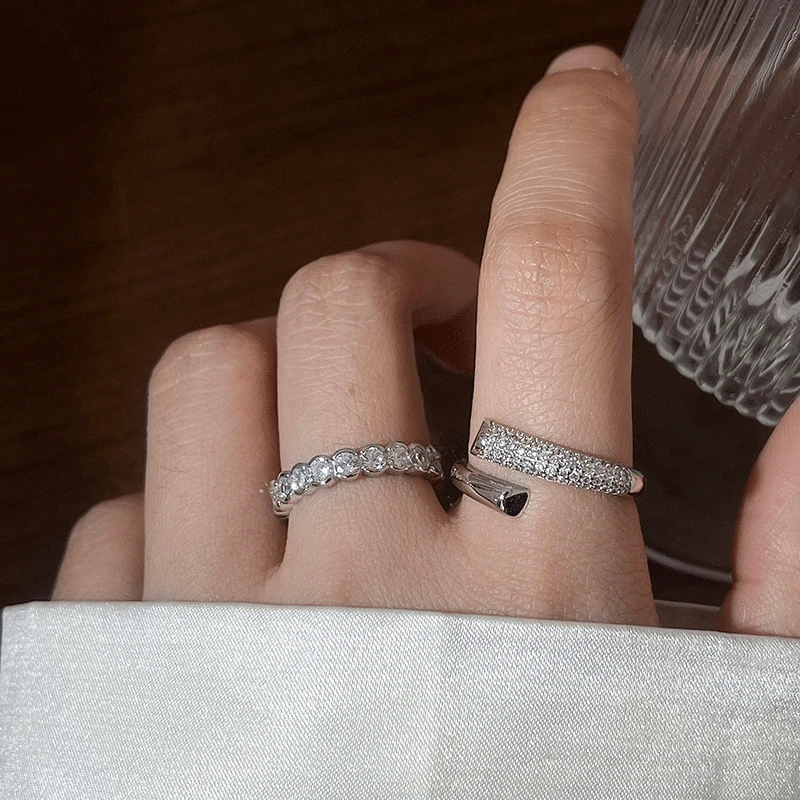 

2022 Korea Chic Luxury Crystal Silver Color Ring Simple Casual Open Ring Jewelry