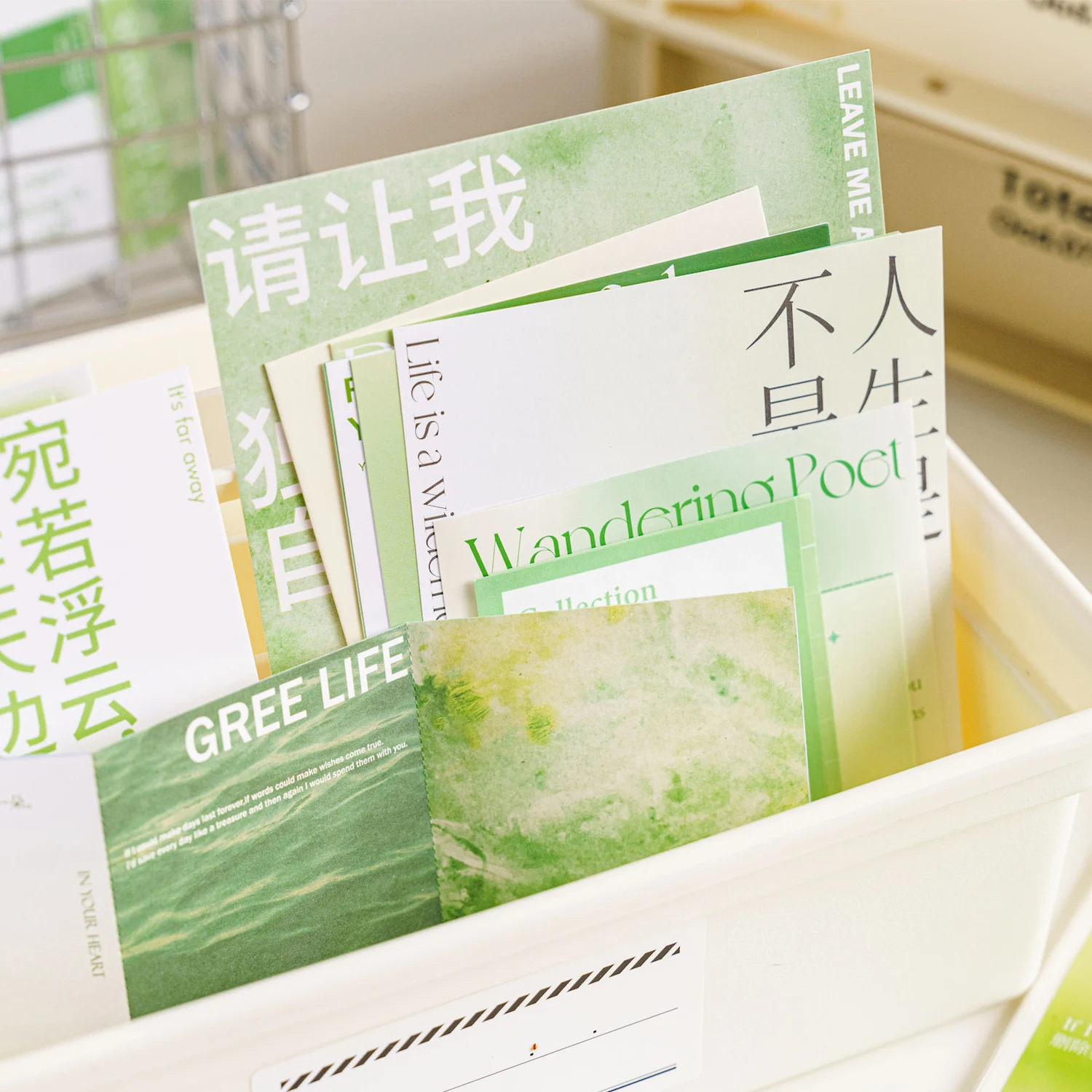 

4pcs/Lot Life is a wilderness series material pack