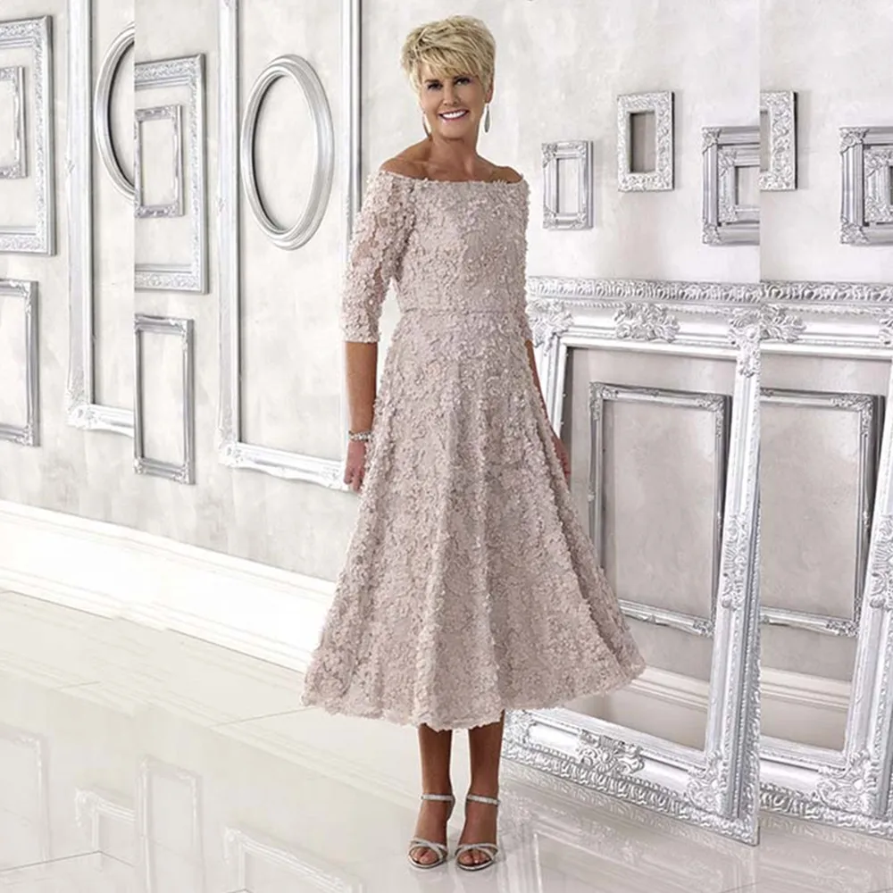 

Latest Charming Pale Pink Lace Mother of the Bride Dresses Tea Length with Off Shoulder 3/4 Sleeves Wedding Party Gowns Short