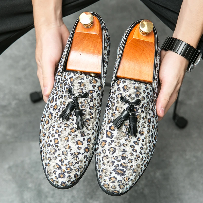 

Large Size Tassel Leopard Pattern Lazy Casual Soybean Shoes Men's Hundred Leaf Shoes