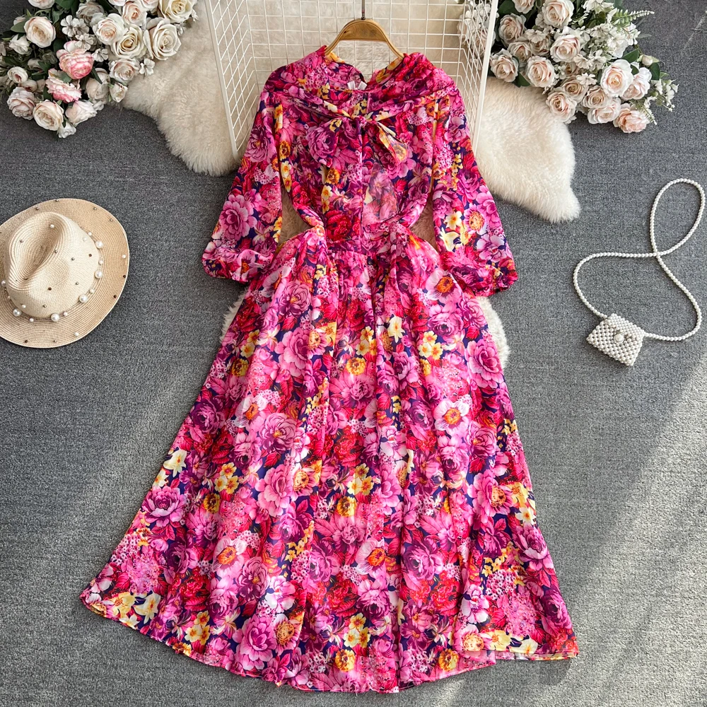 Модное элегантное платье с рукавом три четверти и бантом на завязках облегающее