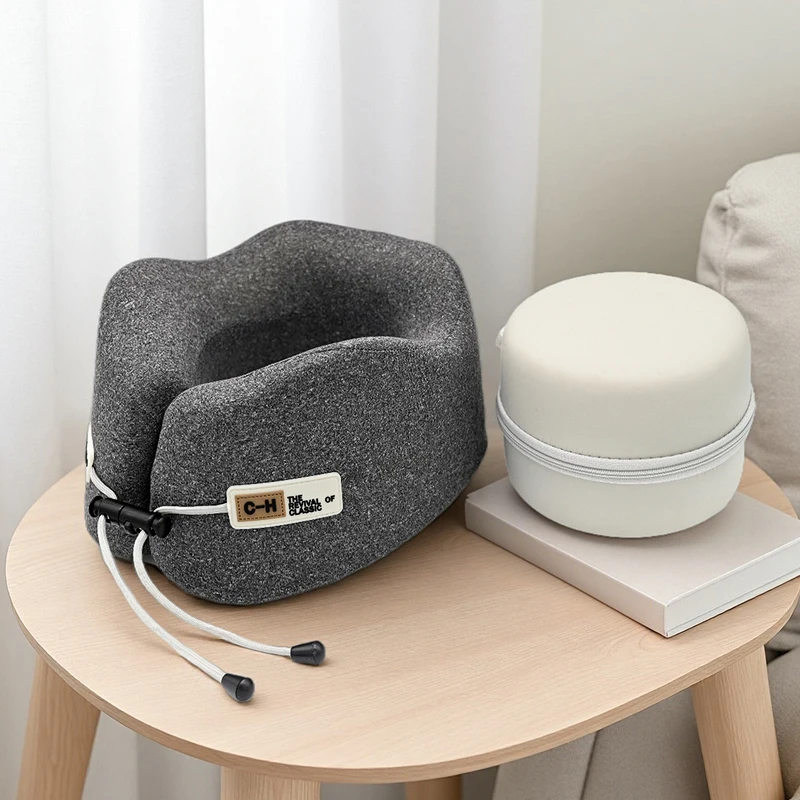 

Дорожная подушка U-образная из memory foam