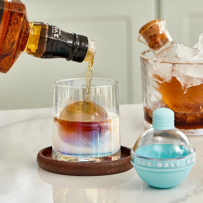 

Colors Frozen Ice Ball Mold Whiskey Spherical Ice Cube Mold Food Grade Silicone Ice Tray Creative Homemade Ice Ball Artifact