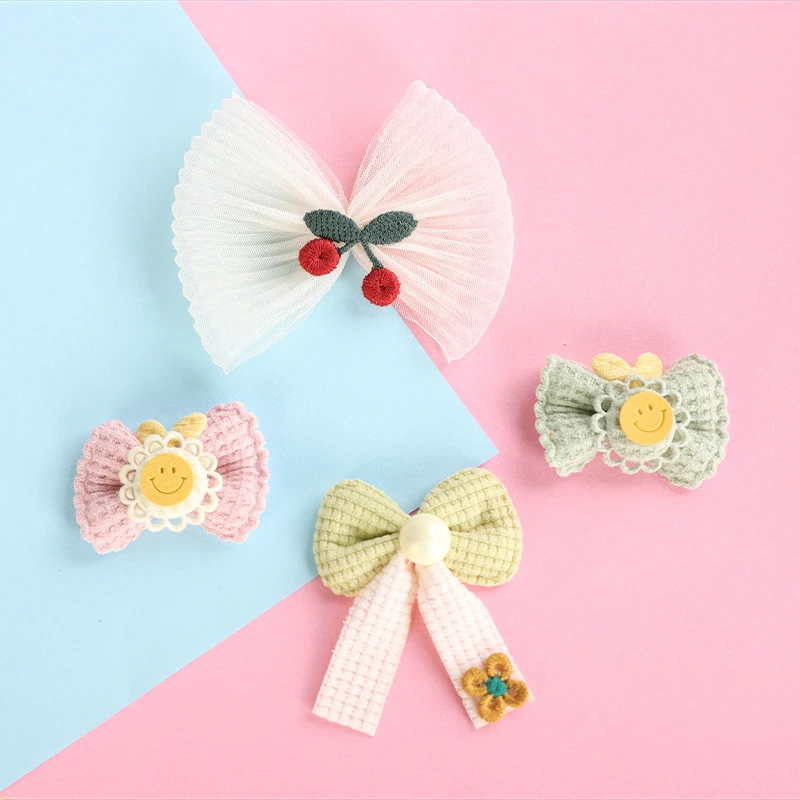 

Smiling Butterfly Bow Decorated Gloves Handicraft Accessories Diy Accessory For Clothing Shoes Hats Decorative Materials