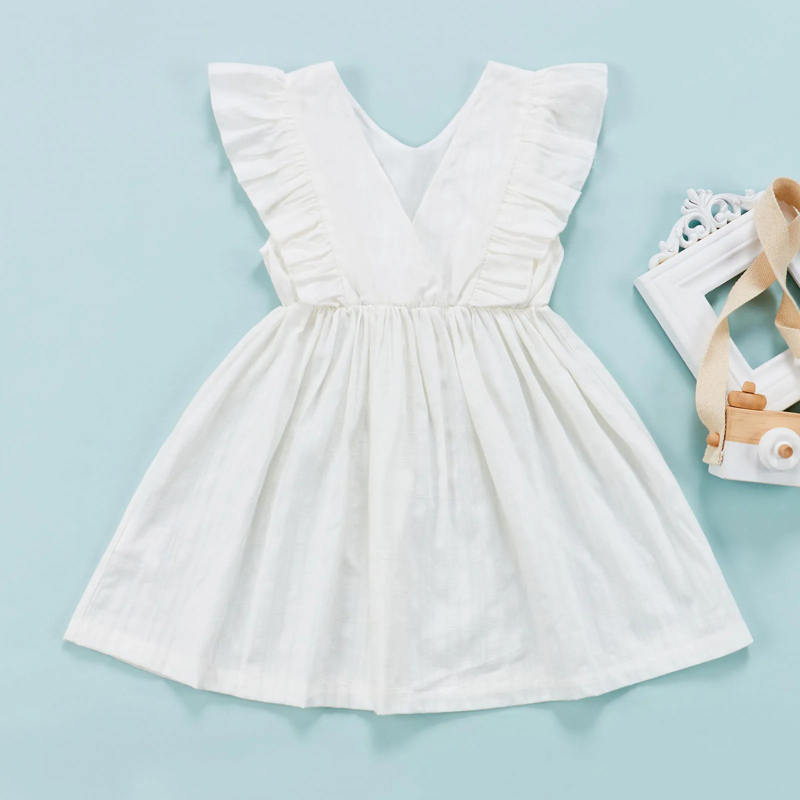 

Girls' Sweet Dress Summer Casual White Solid Color Sleeveless V-Neck Big Swing Dress