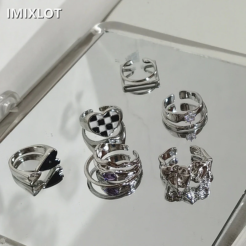 

2022 Kpop Goth Vintage Black Heart Silver Color Metal Rings For Women Egirl Bff New Grunge Aesthetic Jewelry EMO Y2K Accessories