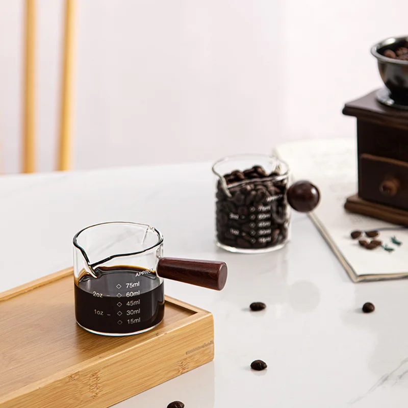 Термостойкая чашка для кофе 50/75/100 мл с деревянной ручкой |