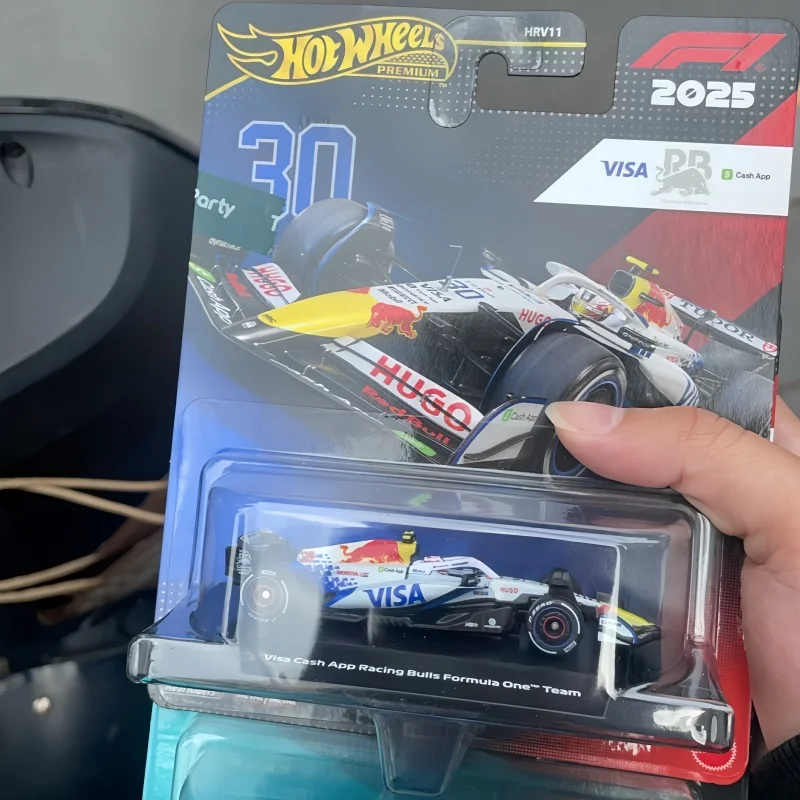 Фото Коллекционная миниатюра Hot Wheels Original Mattel Premium, масштаб 1:64, модель болида Формулы-1 HRV11 2025 Oracle Red Bull Racing F1 №4