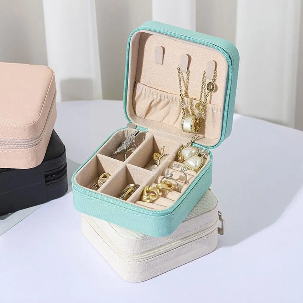 

Portable Jewelry Storage Box Candy Color Travel Storage Earrings Organizer Jewelry Display Jewelry Necklace Organizer K0t8