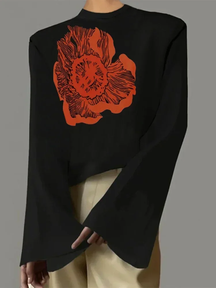 Женская свободная футболка Gymdolphin с цветочным принтом круглым вырезом и длинными