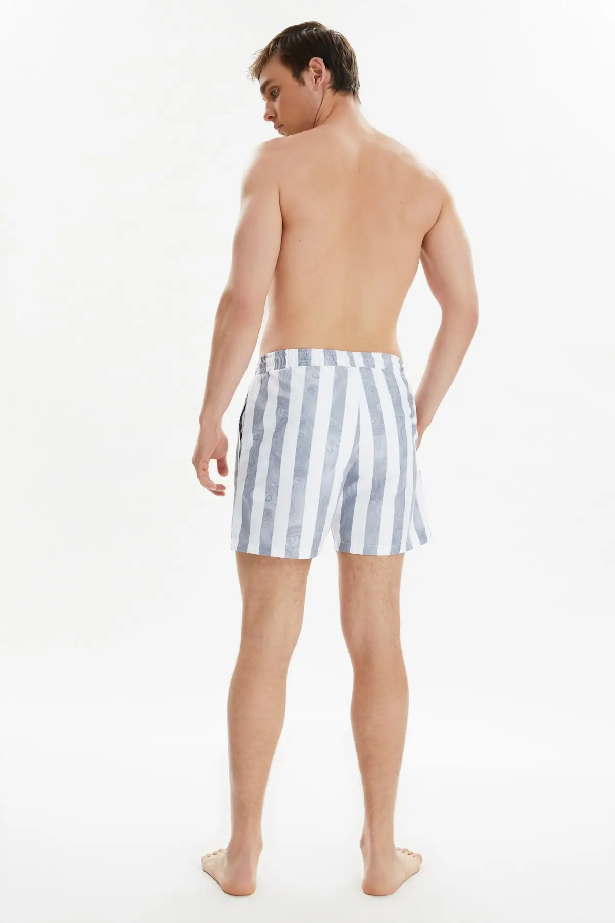 

Trendyol Male Striped Sea Shorts TMNSS21DS0001