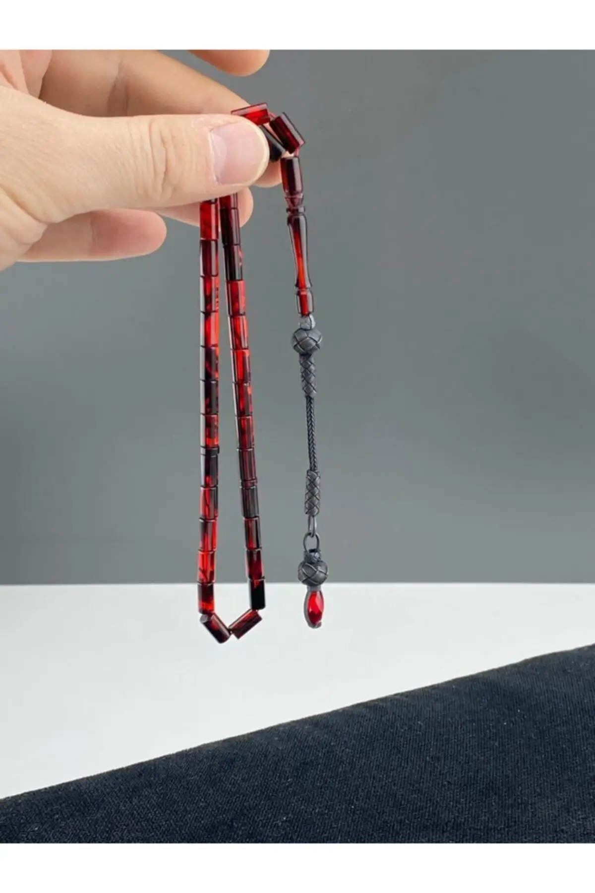 

Cutting Hareli Fire Amber 100 K Silver Hand Knitted Kazaz Tassel Plated Red Rosary Other Accessory