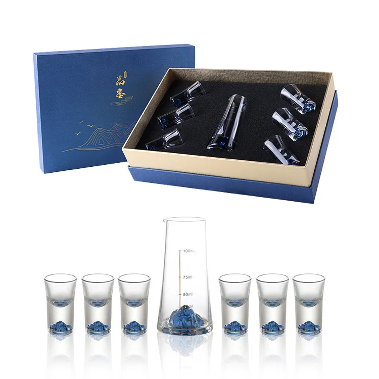 

Синие стеклянные рюмки для водки 1 штука