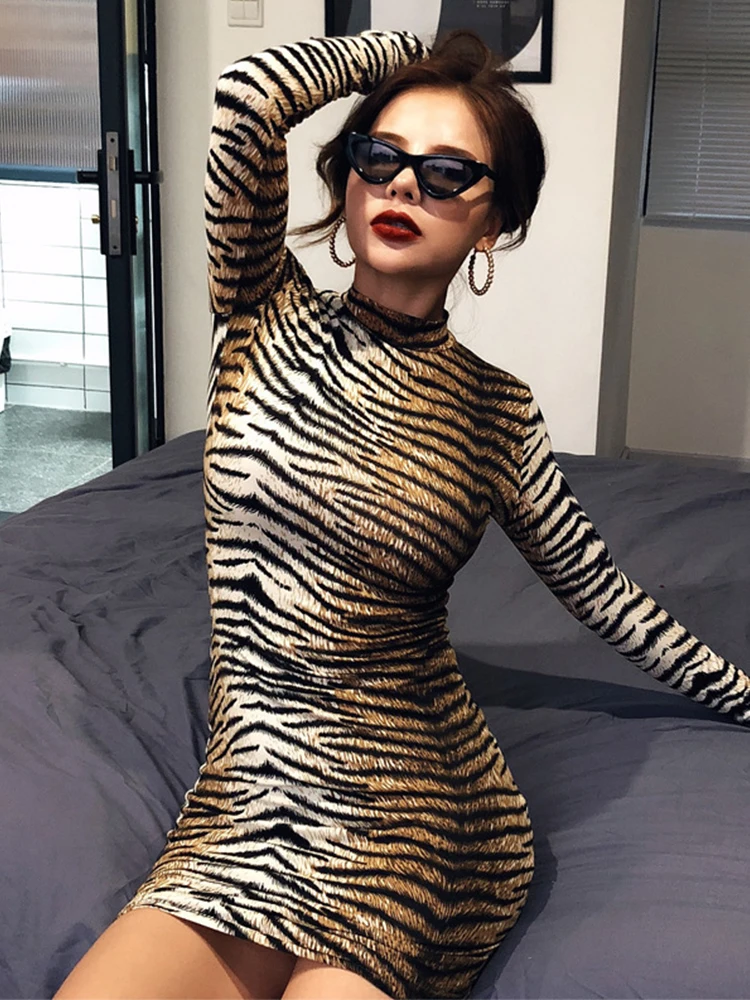 

Женское облегающее мини-платье с длинным рукавом, высоким воротником и леопардовым принтом, Осень-зима 2022