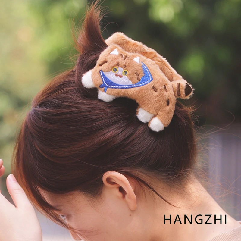 

HANGZHI Autumn Handmade Furry Cat Hair Crab Cute Animal Hair Clips for Women Girls Birthday Party Gifts Hair Accessories ヘアクリップ