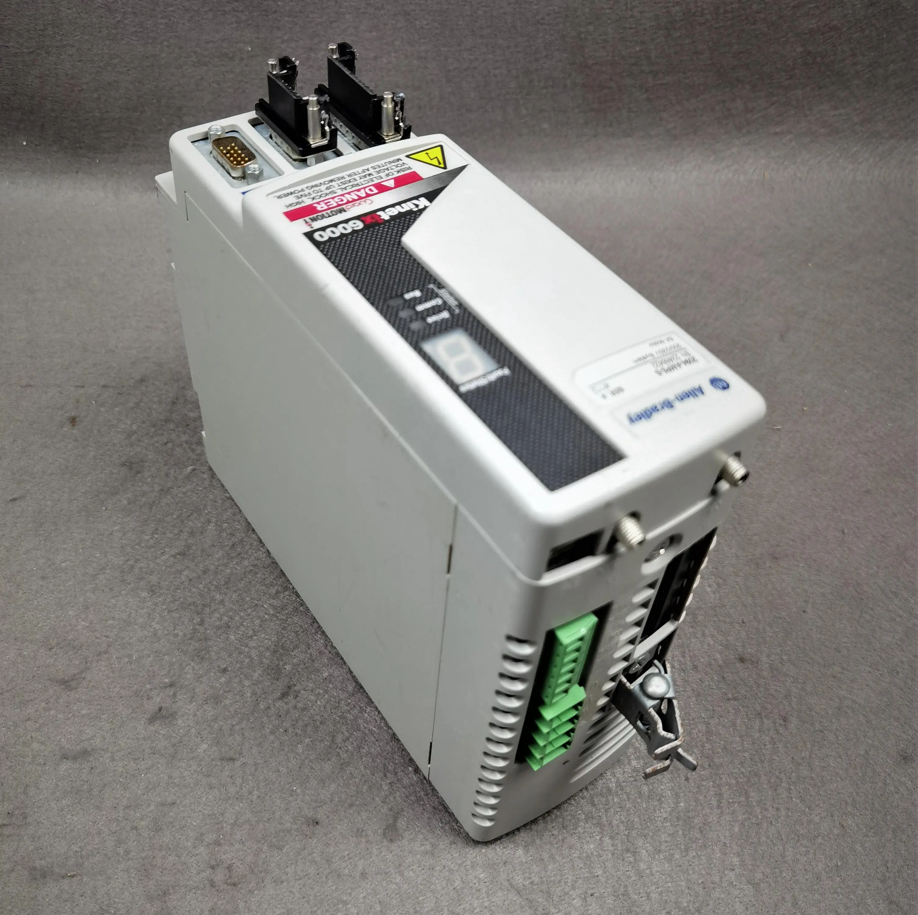

Б/у сервопривод 2094-AMP5-S 2094AMP5S Kinetix 6000