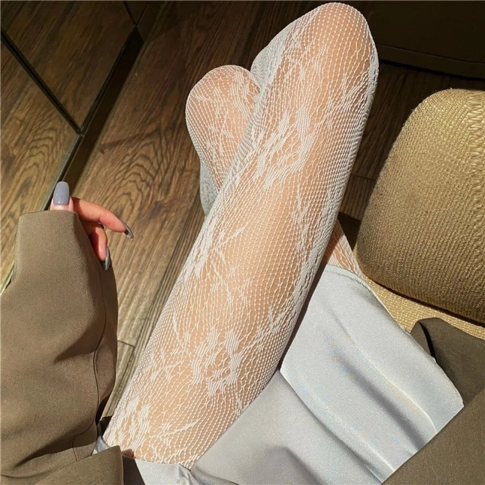 

Sexy Black White Lolita Hollowed Lace Mesh Stockings Bottomed Pantyhose Japanese Goth Floral Rattan Stocking Hot Classic Tights