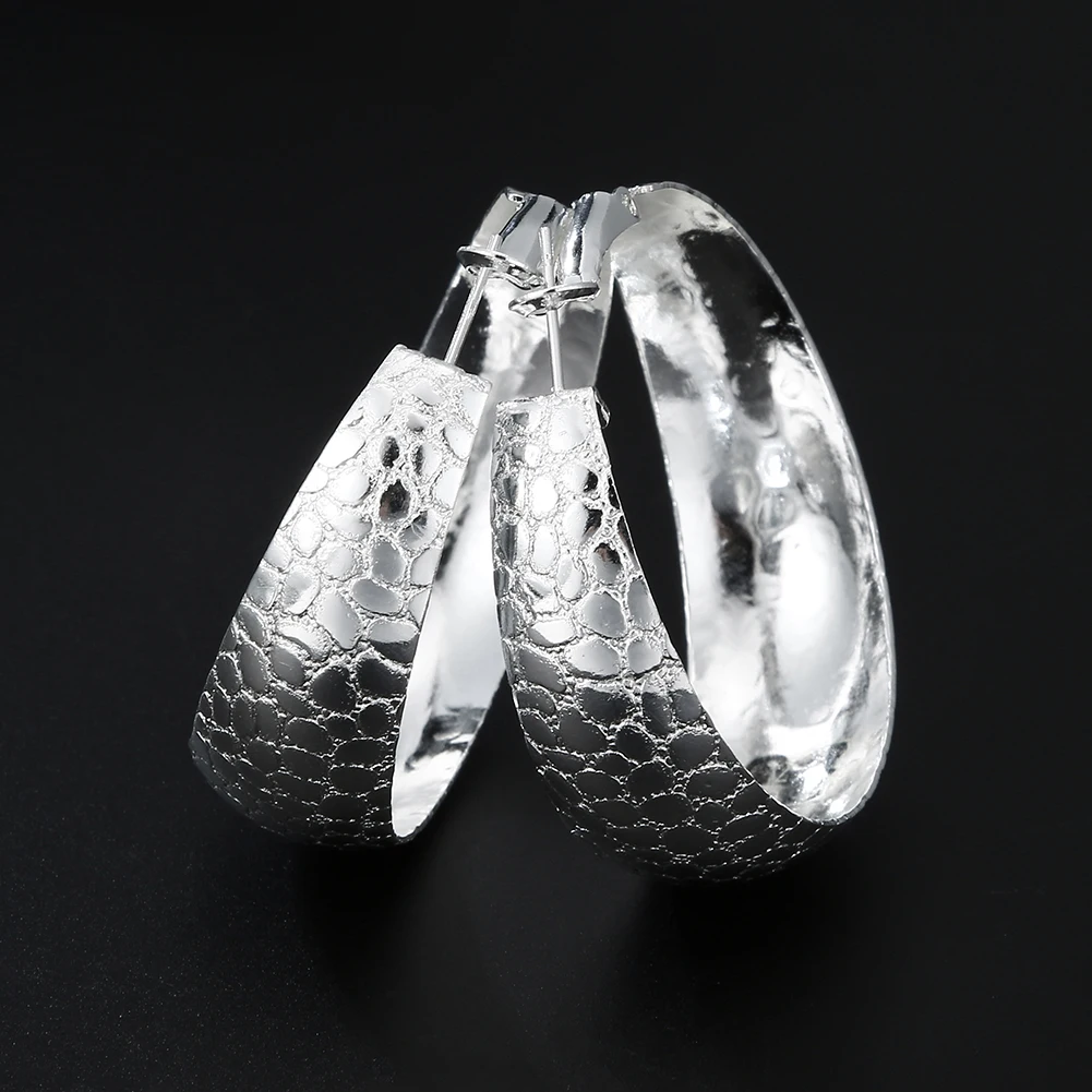 Женские серьги-кольца со змеиным принтом, серебро 925 пробы