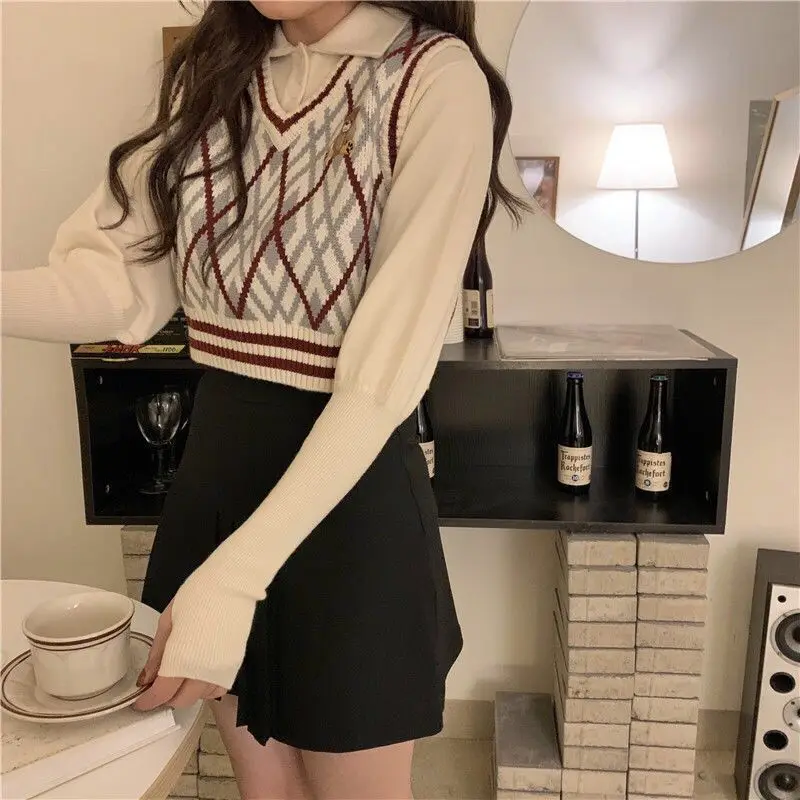 

Preppy Style V Neck Women Spring Vest Sweater Sleeveless Vintage Knitted Tops Bear Sueter Gilet Argyle Striped Pull Femme