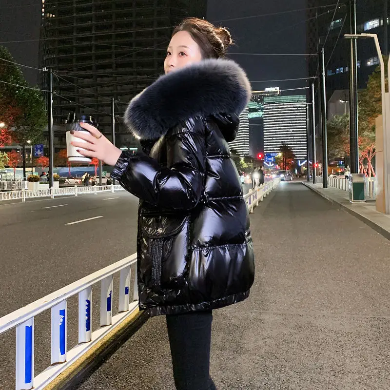 White Duck Down Winter Coat Down Coat Women 2022 New Style Short Big Fur Collar Fashionable Coat