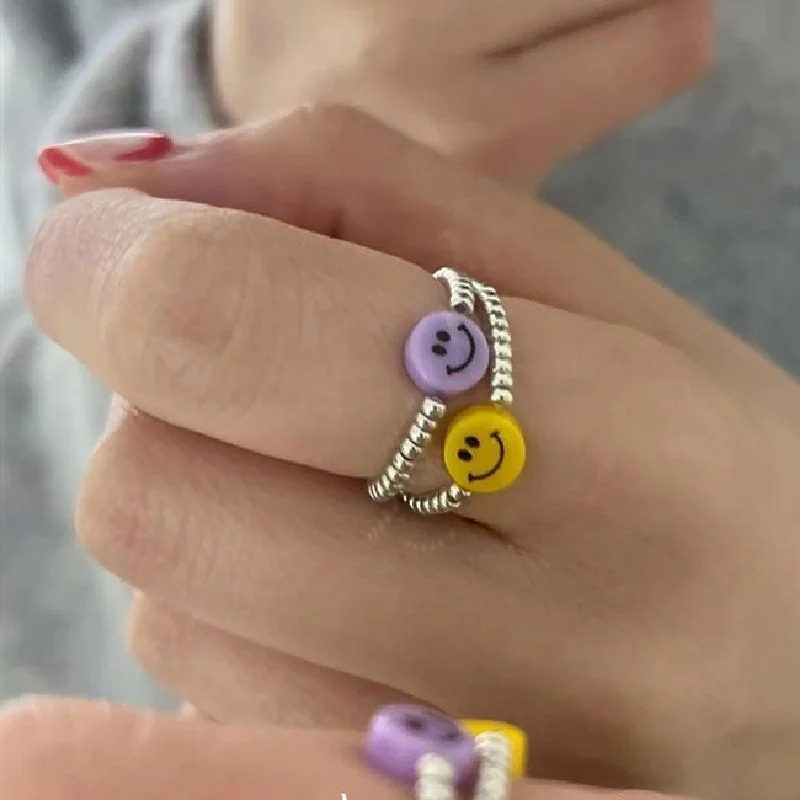 

Rainbow Smiley Beaded Rings For Women Handmade Cute Funny Smiley Face Elastic Finger Ring Minimalist Vintage Jewelry Gift