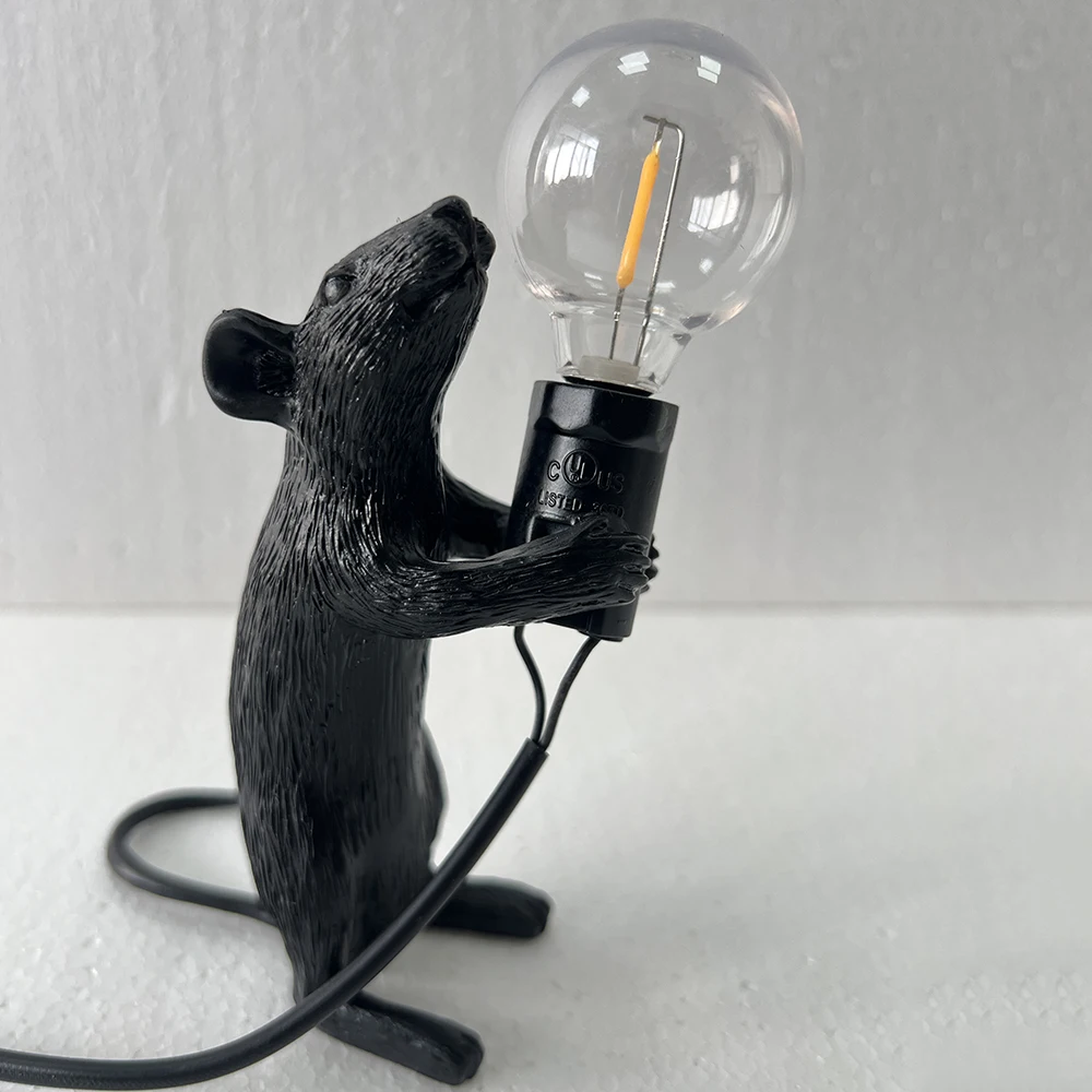 

Современная светодиодная настольная лампа из смолы с животными-крыс, кошка, белка, ночник, USB-настольный декор, подарок для детской комнаты