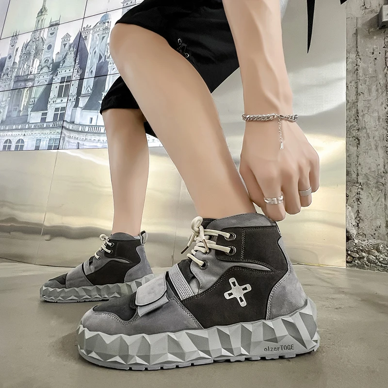 

Autumn Men Ankle Boots Platform High-cut Sneakers Basketball Boots Male Motorcycle Skateboard Sport Training Shoes Casual Shoes