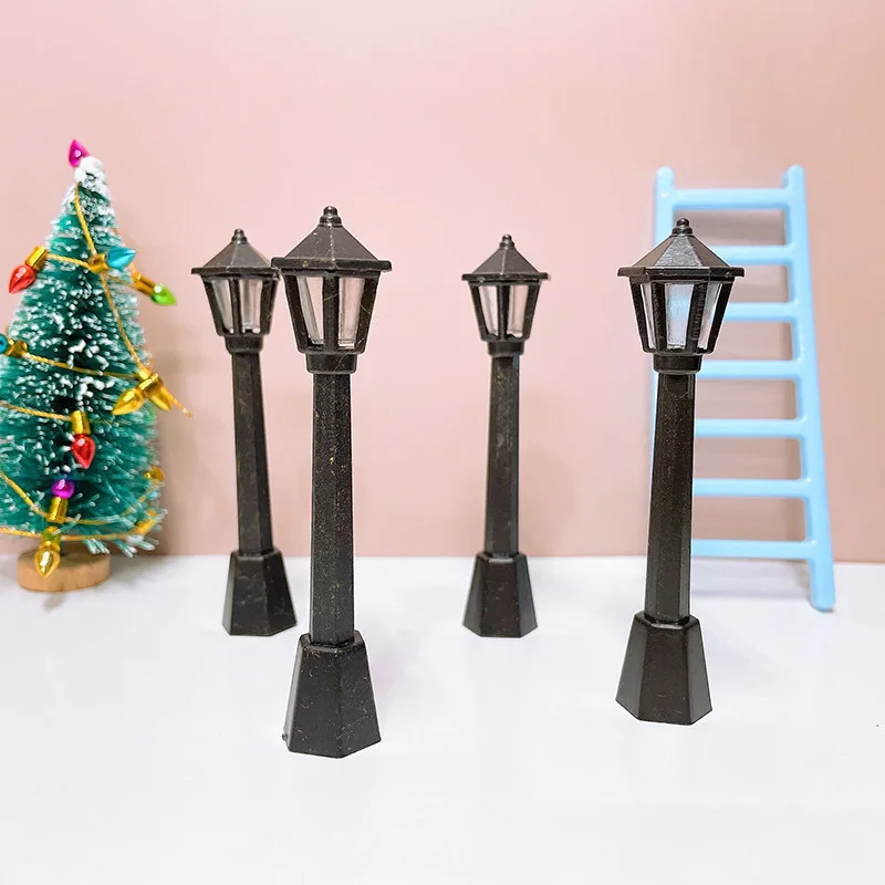 

6/12pcs Mini Street Light Model Miniature Christmas Tree Decoration Pendant DIY Christmas Decorations for Home New Year 2023