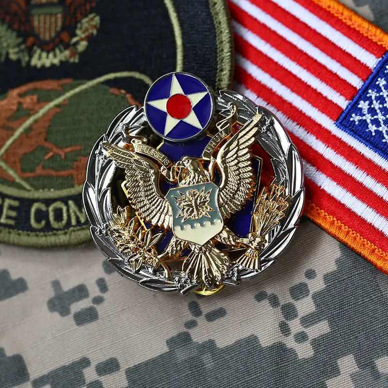 

USAF Badge Headquarters Service Identification Badge Military Fan Metal Badge Replica