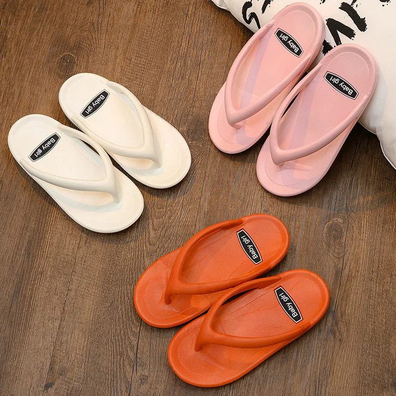 

A057 New style flip-flops for women, summer outdoor seaside beach sandals, Korean style fashionable thick-soled plastic flip-flo