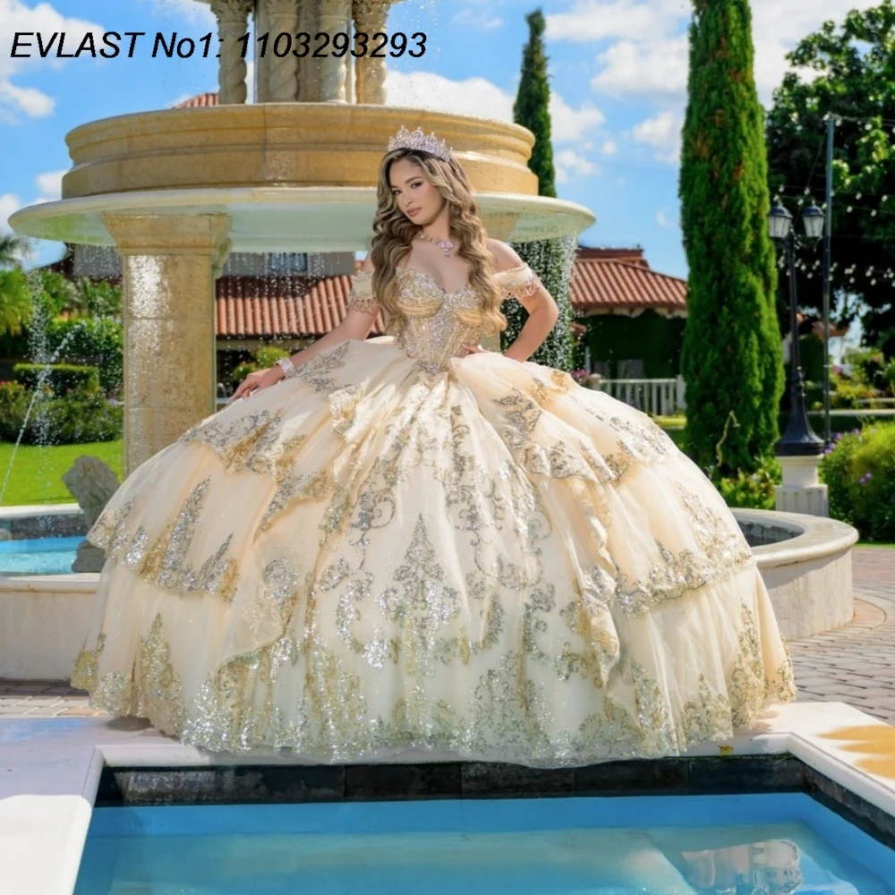 Фото Индивидуальное блестящее золотое бальное платье EVLAST для Quinceanera с пайетками, аппликациями и кристаллами, расшитое бисером, для Sweet 16, Vestidos De 15 Anos AQ250 №1